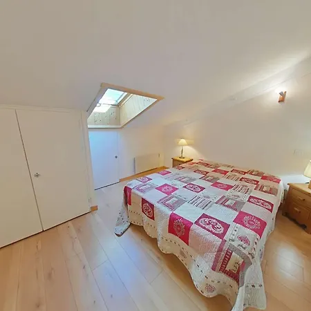 Апартаменты Appt Cosy 3 Pieces Avec Mezzanine - 6 Couchages, Parking, Animaux Admis - Grand Bornand - Fr-1-241-104 Ле-Гран-Борнан