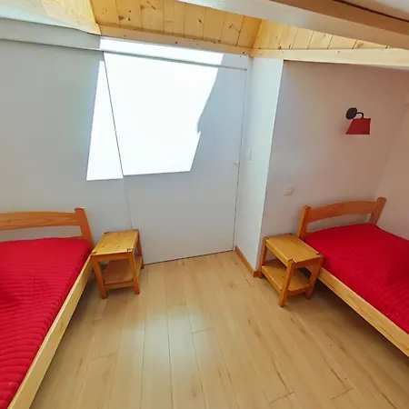 Апартаменты Appt Cosy 3 Pieces Avec Mezzanine - 6 Couchages, Parking, Animaux Admis - Grand Bornand - Fr-1-241-104 Ле-Гран-Борнан