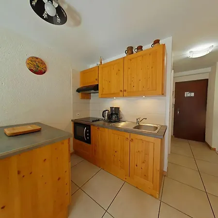 Appt Cosy 3 Pieces Avec Mezzanine - 6 Couchages, Parking, Animaux Admis - Grand Bornand - Fr-1-241-104 *